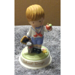 Avon 1986 Joan Walsh Anglund Collection School Days Boy Porcelain Figurine